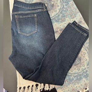 Curvy skinny jeans from Torrid 💙👖
